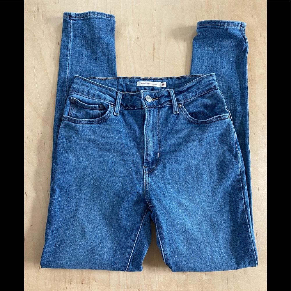 Levi’s 721 High Rise Skinny Jeans NWOT